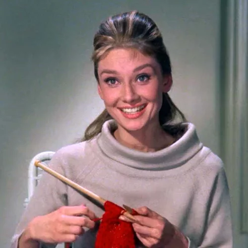 Ελιάνα Χρυσικοπούλου: Γράφει γιατί το πλέξιμο είναι η νέα γιόγκα και εξηγεί γιατί το λατρεύουν οι celebrities!