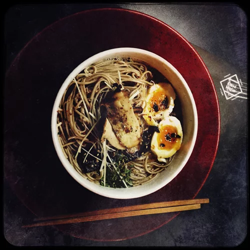 7 λαχταριστές σούπες - αντίδοτο στο κρύο - που παραγγέλνουν τώρα οι Αθηναίοι