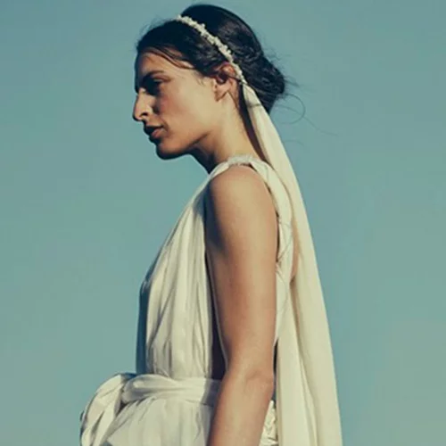 Τα πιο ρομαντικά νυφικά σε περιμένουν να τα ανακαλύψεις στο Κολωνάκι