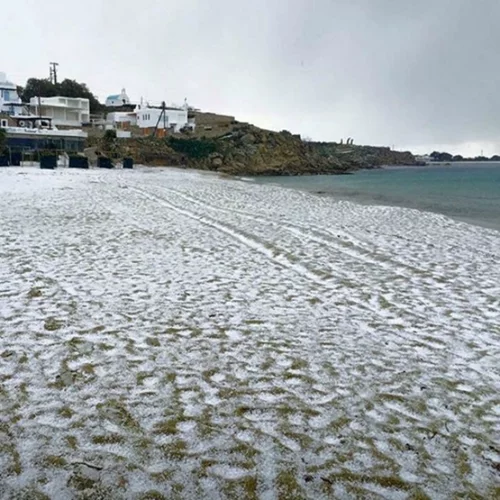 Χιόνι σε Μύκονο και Πάρο!
