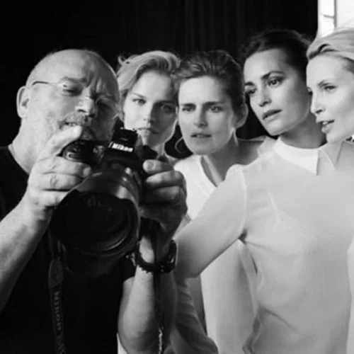 Τα θρυλικά μοντέλα των '90s στη “New Normal” καμπάνια του Armani