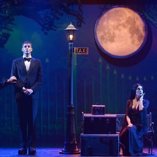 Μαρία Σολωμού: Γίνεται κυρία Ανταμς (Φωτογραφίες)