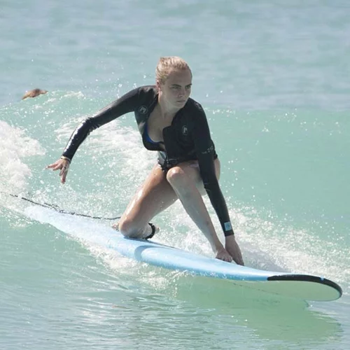 Cara Delevingne: Εξωτικές διακοπές με την κοπέλα της, St. Vincent και την Suki Waterhouse