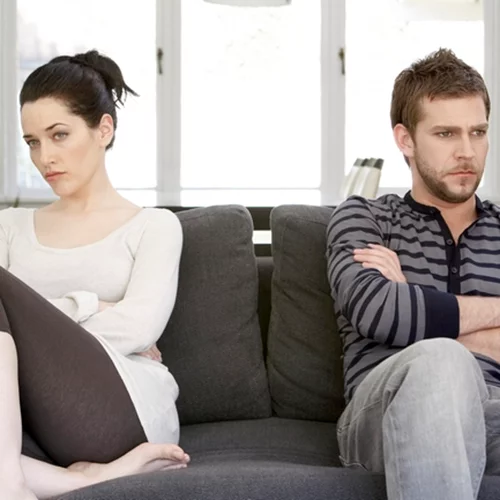 Άντρες Vs Γυναίκες: Ποιοι είναι καλύτεροι στα ψέματα;