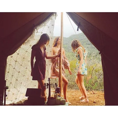 Cool Hunting: 5 τρόποι να γιορτάσεις τον "St. Galentine's"