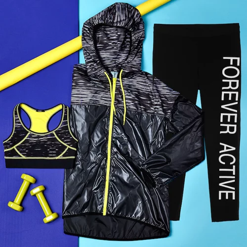 Η συλλογή που μας έκανε να γραφτούμε γυμναστήριο!