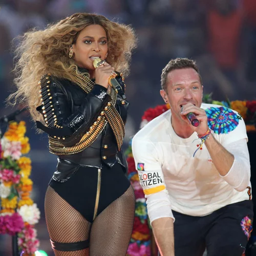 Η Beyonce βάζει τέλος στις φήμες περί εγκυμοσύνης με την εμφάνισή της αυτή!