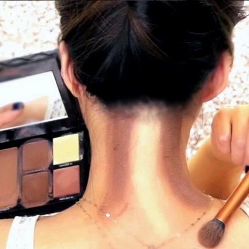 To νέο makeup trend: Contouring στον σβέρκο!