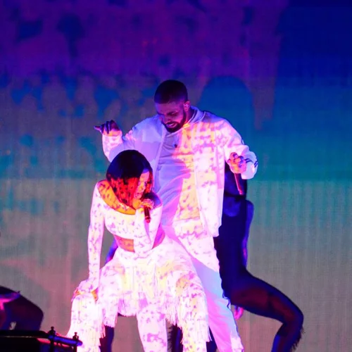 Brit Awards 2016: Το λαμπερό red carpet και όλα όσα συνέβησαν στα μουσικά βραβεία