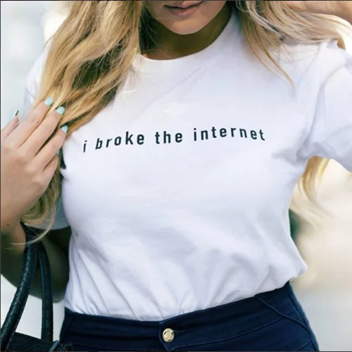 Selfies, ναρκισσισμός και social media