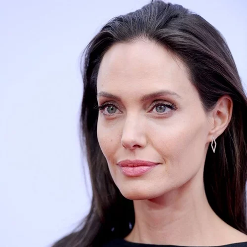 Angelina Jolie: Βρέθηκε η πανέμορφη διάδοχος της;
