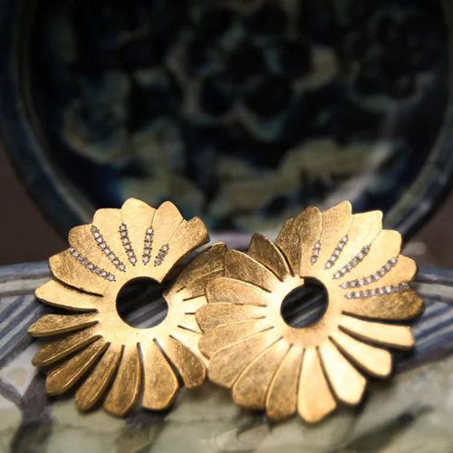 Έλενα Σύρακα: H συλλογή κοσμημάτων της, "Nour", ταξιδεύει στην εξωτική Ντόχα