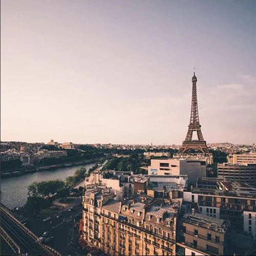 12 Instagram λογαριασμοί για τους αμετανόητους λάτρεις του Παρισιού