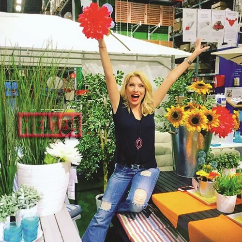 Ελένη Μενεγάκη: Το ταξίδι- έκπληξη στη Νέα Υόρκη και η δημόσια διάψευση