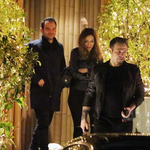 Δέσποινα Βανδή - Ντέμης Νικολαΐδης: Βραδινή έξοδος για φαγητό!