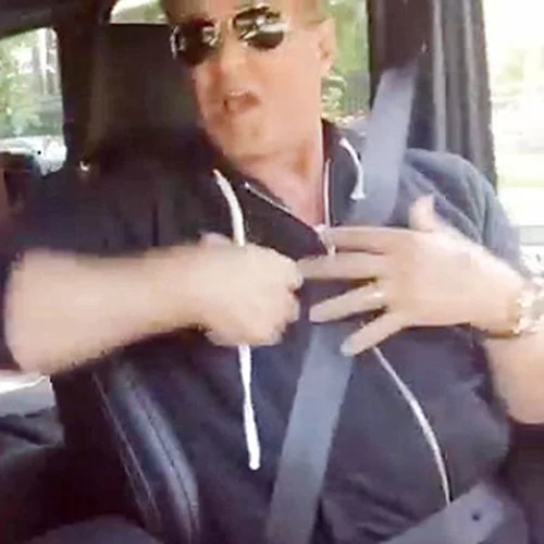 Sylvester Stallone: Το ξεκαρδιστικό βίντεο με τις πανέμορφες κόρες του