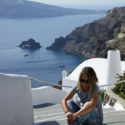 H δημιουργός  Jo plays with colors μας λέει την ιστορία της. Plus: Διαγωνισμός!