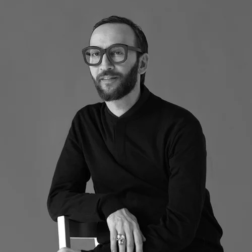 O Νικόλας Βιλλιώτης είναι ο επίσημος Hair Colorist της L'Oréal Paris!