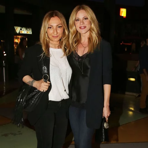 Ρούλα Ρέβη-Ζέτα Μακρυπούλια: Στην πρεμιέρα της νέας ταινίας στην οποία πρωταγωνιστεί ο Αποστόλης Τότσικας