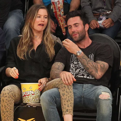 Celebs...Σαν εμάς! (18/04)