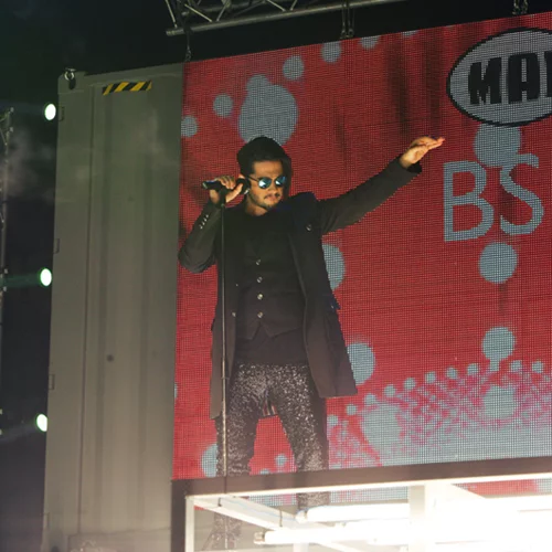 BSB @ Madwalk: Οι ωραιότερες φωτογραφίες από τα δύο catwalks της εταιρείας και τα live acts των Playmen με τον Χρήστο Μάστορα και της Ελένης Φουρέιρα