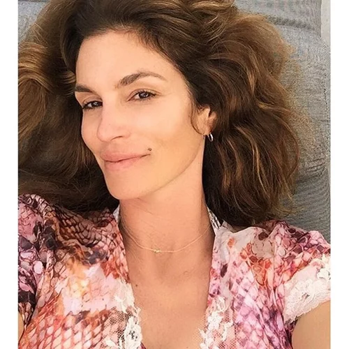 Cindy Crawford: Αυτό είναι το πρωινό που διατηρεί την άψογη σιλουέτα της
