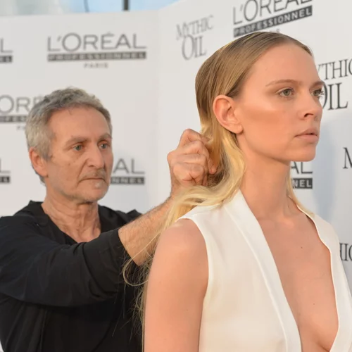 MadWalk 2016 by Aperol Spritz: Η beauty backstage ατμόσφαιρα και όλα τα tips των hair experts