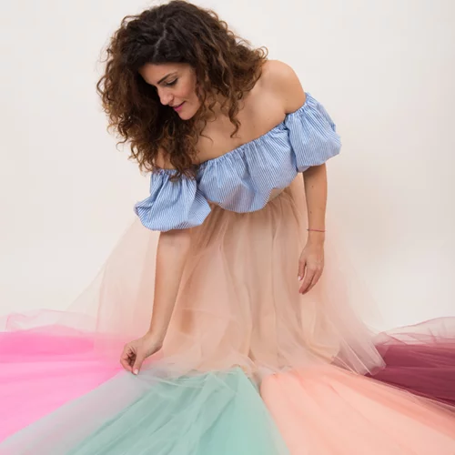 Η δημιουργός Meyeιa μάς λέει την ιστορία της. Plus: Διαγωνισμός!