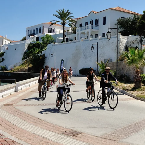 Mε την Βarbour στο 3ο Tweed Run στις Σπέτσες (Plus: Διαγωνισμός)