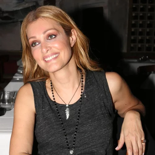 Η Νατάσα Θεοδωρίδου αποκαλύπτει την ηλικία της