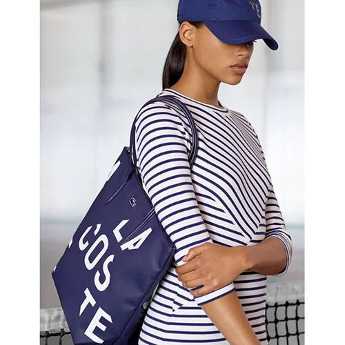 8 υπέροχα outfits για sporty στυλ και αναπάντεχο χρώμα