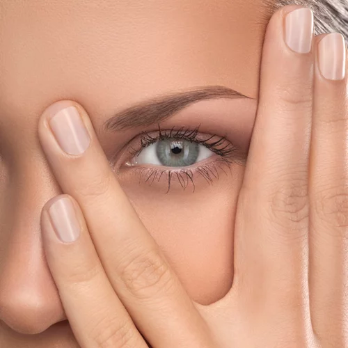 Αυτά είναι τα μόνα 4 βήματα που πρέπει να ακολουθήσεις για να εξαφανίσεις τους μαύρους κύκλους