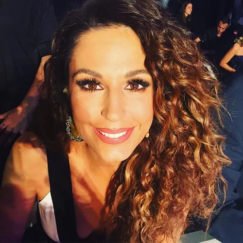 Κατερίνα Παπουτσάκη: Όλες οι λεπτομέρειες του look της στο 5ο “Your Face Sounds Familiar”