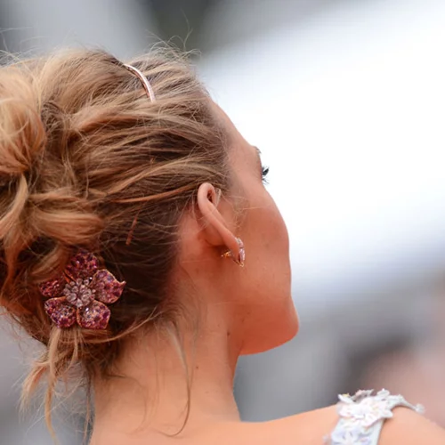 Καλεσμένη σε καλοκαιρινό γάμο | Τα 20 καλύτερα χτενίσματα