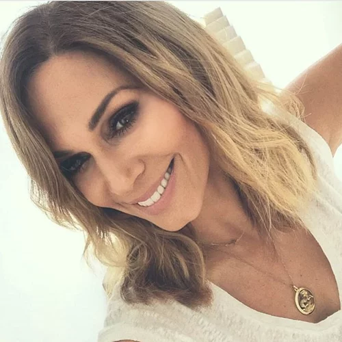 Έλλη Κοκκίνου | Σέξι εμφάνιση στη Μύκονο