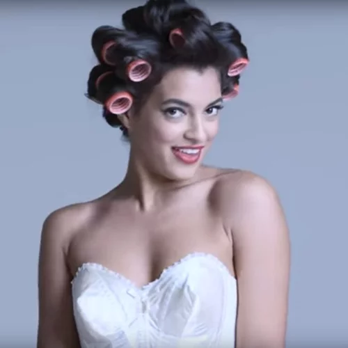 Εκατό χρόνια ιστορίας του γυναικείου εσώρουχου σε 3 λεπτά