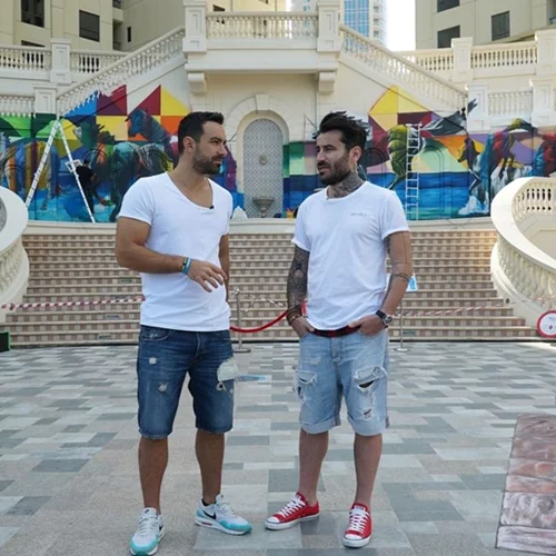 World Party: Στο «χαλιφάτο της χλιδής»!