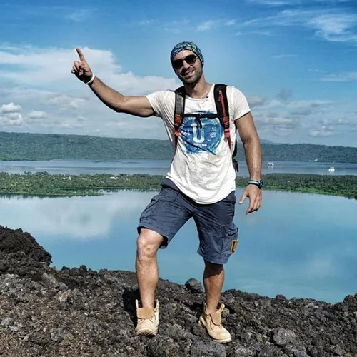 Σάκης Τανιμανίδης: Βρίσκεται στη Νέα Υόρκη με την σύντροφό του!