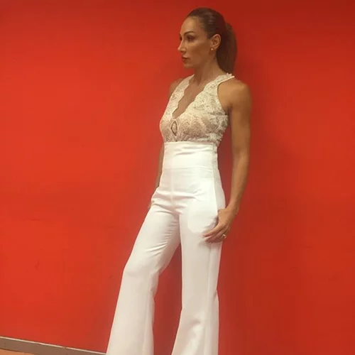 Ελένη Πετρουλάκη: Η σέξι εμφάνιση στην εκπομπή «Μπράβο Ρούλα»