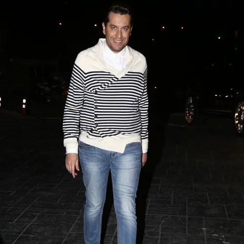 Σιανίδης: Αυτή είναι η παρουσιάστρια που έκανε φασαρία επειδή δεν έκατσε στο πρώτο τραπέζι