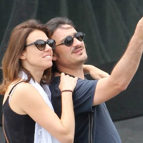 Βασίλης Χαραλαμπόπουλος - Λίνα Πρίντζου: Βόλτα στο κέντρο της Αθήνας