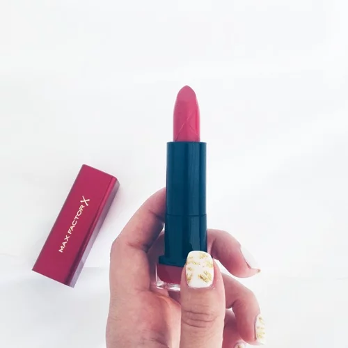 Το πιο super beauty νέο: Η Max Factor λανσάρει όλα τα καλλυντικά που θες τώρα!