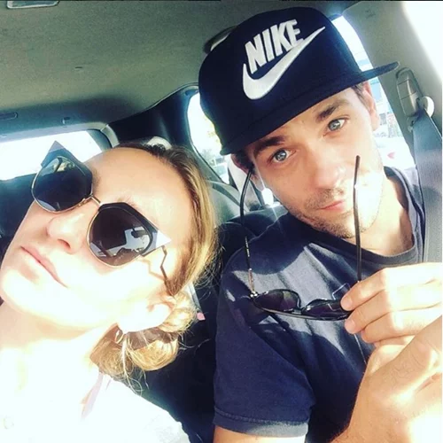 Ρούλα Ρέβη: Αποκαλύπτει το μυστικό της επιτυχίας του γάμου της