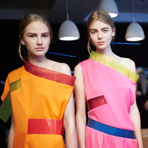 Καλοκαίρι 2016: Τα ασχημότερα looks που είδαμε στην πασαρέλα!