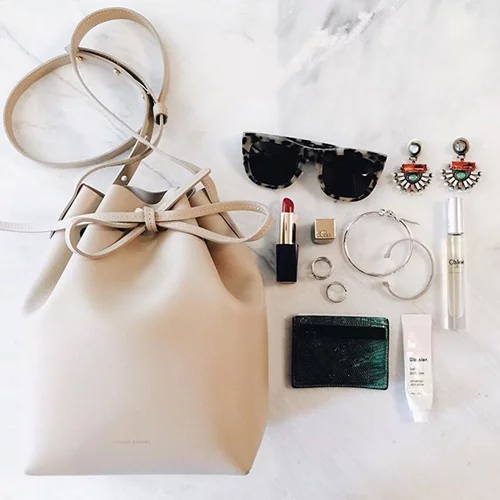 Οι 5 ωραιότερες τσάντες πουγκιά της σεζόν