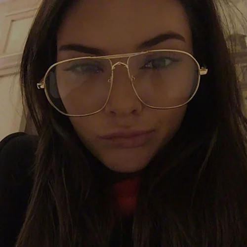 Kendall Jenner: Με διάφανο τοπ και χωρίς σουτιέν στους δρόμους της Νέας Υόρκης