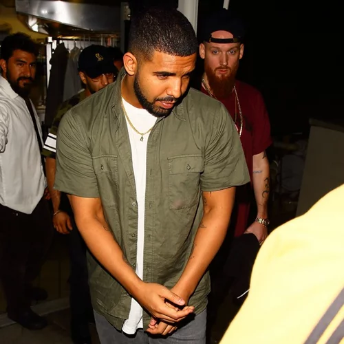 Ο Drake έγινε ο πρώτος καλλιτέχνης που έφθασε τα 50 δισεκατομμύρια streams στο Spotify