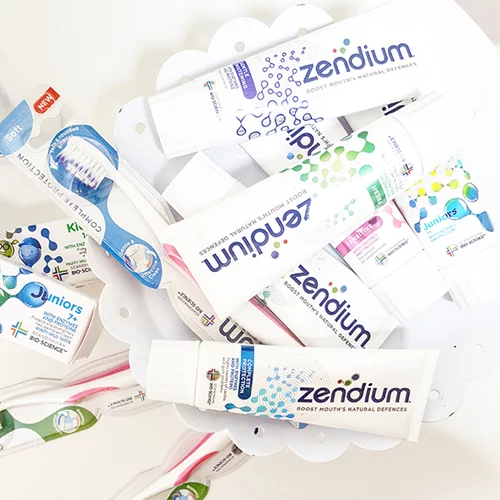 Miss Chic: Αυτή είναι η οδοντόκρεμα που σέβεται το στόμα μου!