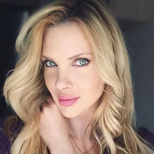 Χριστίνα Αλούπη: Με μαγιό στον 6ο μήνα της εγκυμοσύνης της