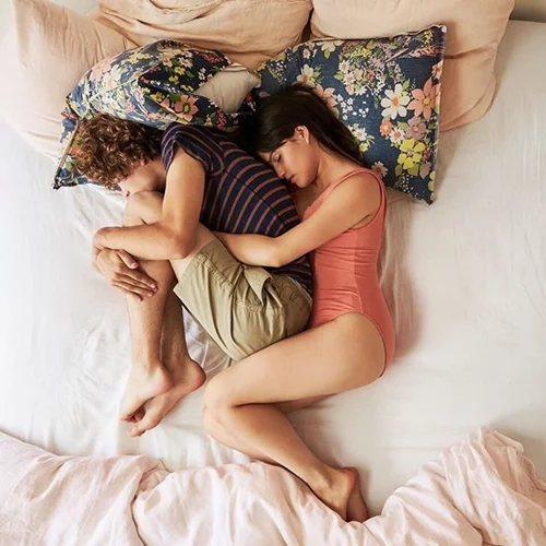 Ανάλυσέ το: Πώς να διαχειριστείς την έντονη ζήλεια στη σχέση αλλά και έναν ζηλιάρη σύντροφο